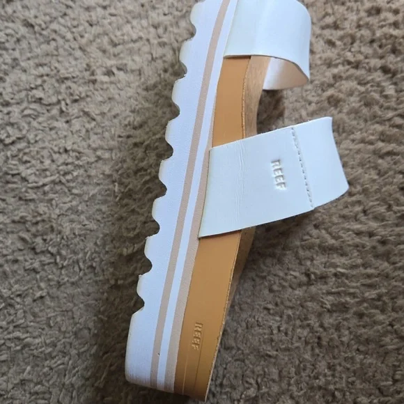 Reef White Sandals Cork Footbed Slide - Picture 6 of 7